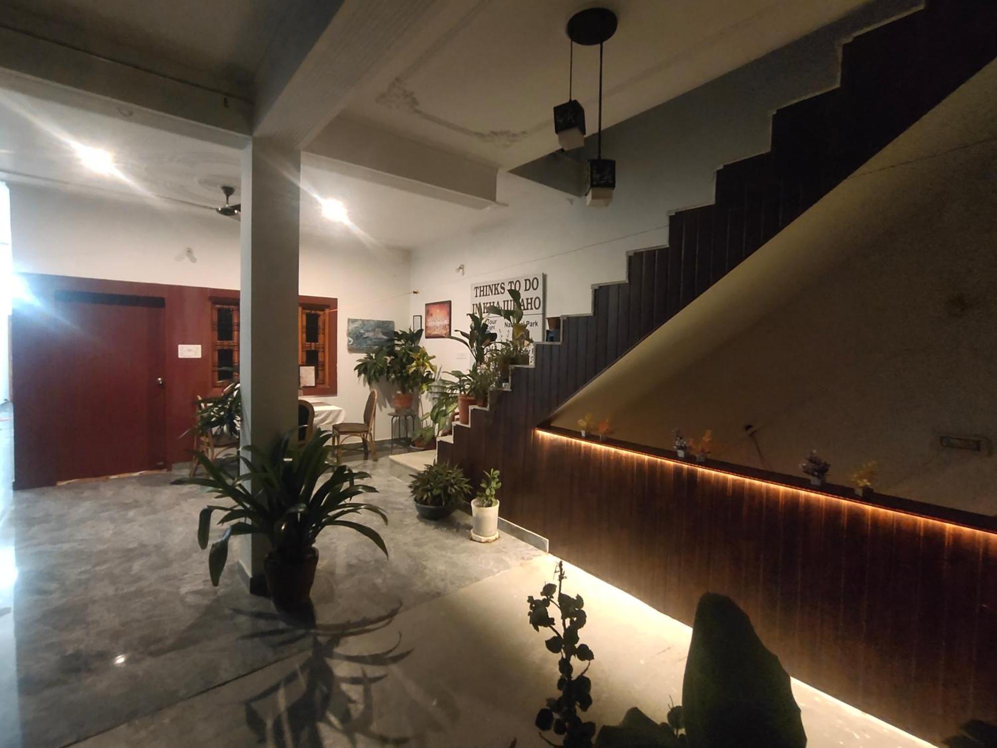Glory Apartment *